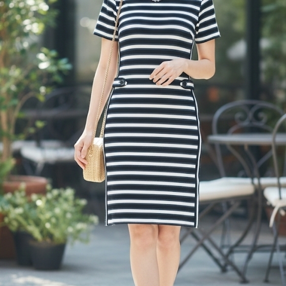 Banana Republic Dresses & Skirts - Banana Republic Navy and White Striped Midi Dress